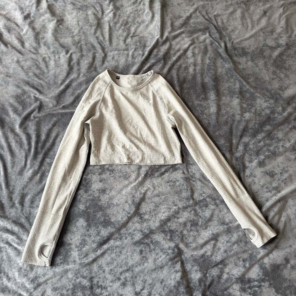 Gymshark Gray Cropped Long Sleeve Top Thumb Holes
